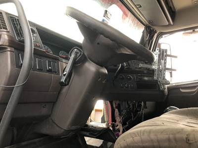 Volvo VNL Steering Column