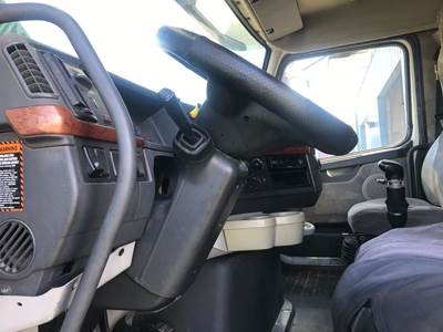 Volvo VNL Steering Column