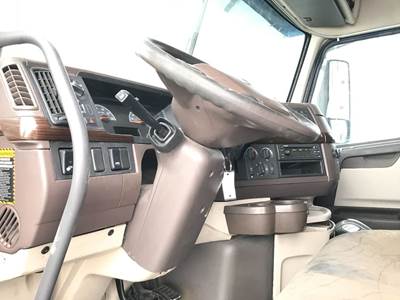 Volvo VNL Steering Column