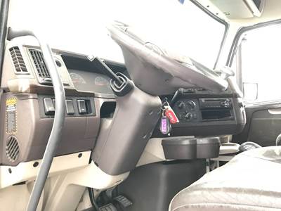 Volvo VNL Steering Column