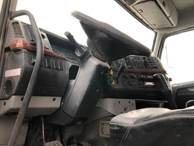 Volvo VNL Steering Column