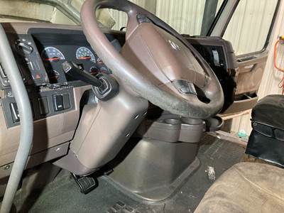 Volvo VNL Steering Column