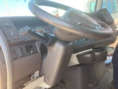 Volvo VNL Steering Column