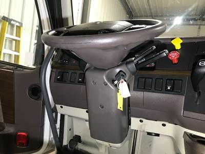 Volvo VNL Steering Column