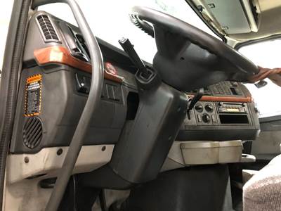 Volvo VNL Steering Column