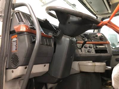 Volvo VNL Steering Column