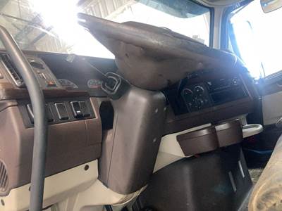 Volvo VNL Steering Column