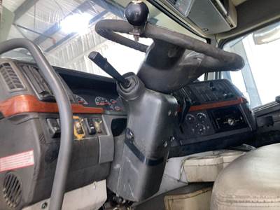 Volvo VNL Steering Column