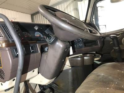 Volvo VNL Steering Column