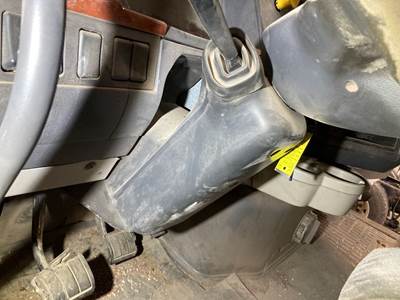 Volvo VNL Steering Column