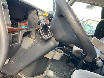 Volvo VNL Steering Column