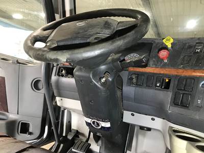 Volvo VNL Steering Column