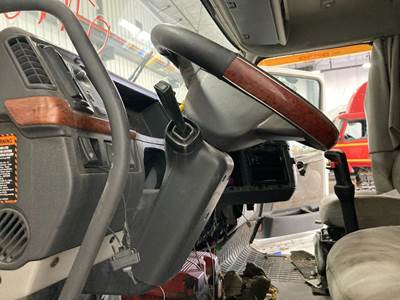 Volvo VNL Steering Column