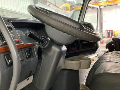 Volvo VNL Steering Column