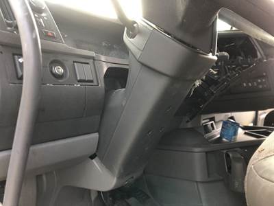 Volvo VNL Steering Column