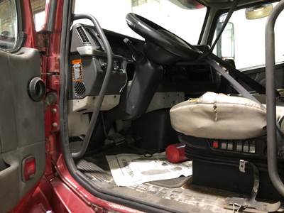 Volvo VNL Steering Column