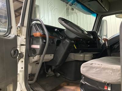 Volvo VNL Steering Column