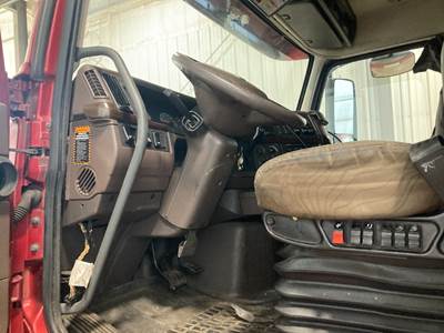 Volvo VNL Steering Column