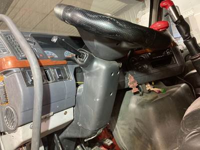 Volvo VNL Steering Column
