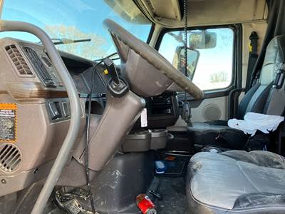 Volvo VNL Steering Column