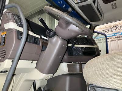 Volvo VNL Steering Column