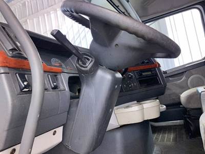 Volvo VNL Steering Column
