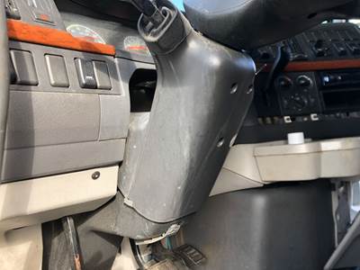 Volvo VNL Steering Column