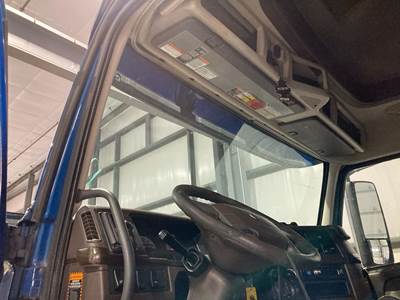 Volvo VNL Steering Column