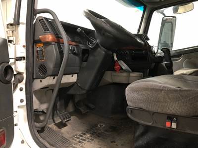 Volvo VNL Steering Column