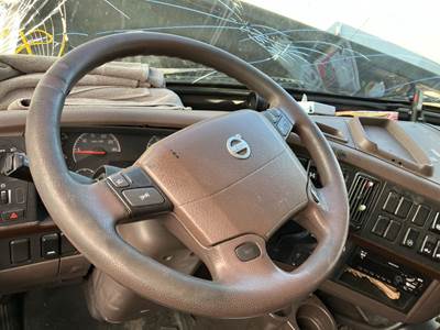 Volvo VNL Steering Column