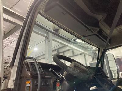 Volvo VNL Steering Column