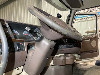 Volvo VNL Steering Column