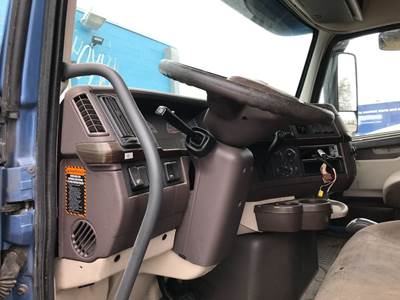 Volvo VNL Steering Column