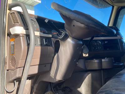 Volvo VNL Steering Column