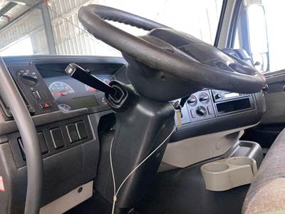 Volvo VNM Steering Column