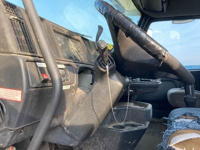 Volvo VNM Steering Column