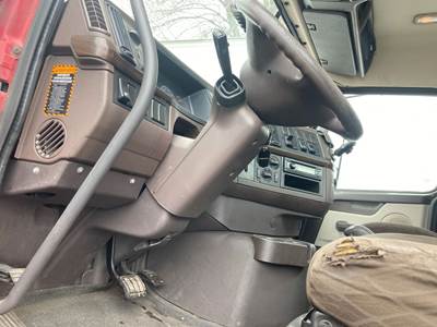 Volvo VNM Steering Column