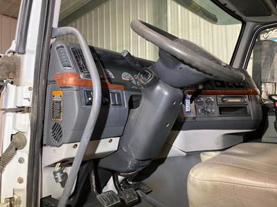 Volvo VNM Steering Column