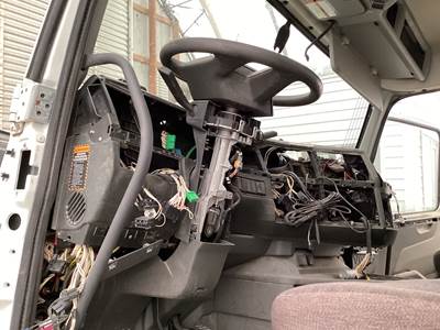 Volvo VNR Steering Column