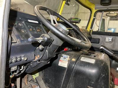 Volvo WAH Steering Column