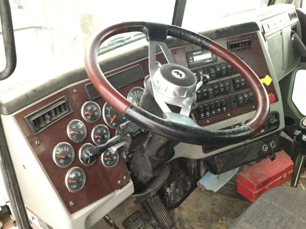 Western Star 4900 >> 2014 Western Star 4900 Steering Column For A Western Star Trucks 4900 For Sale Council Bluffs Ia 24539735 Mylittlesalesman Com Western Star 4900 >> 2014 Western Star 4900 Steering Column For A Western Star Trucks 4900 For Sale Council Bluffs Ia 24539735 Mylittlesalesman Com