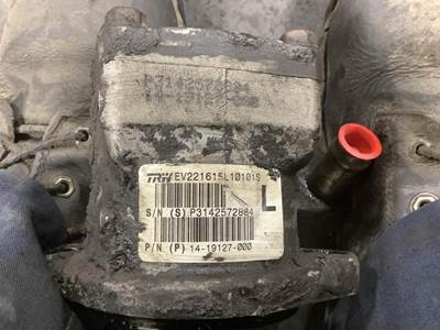 TRW/ROSS EV221615L Steering Pump for a Freightliner C120 Century