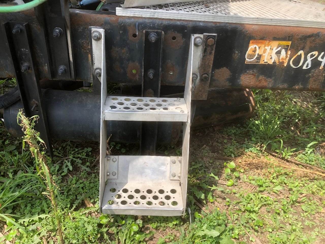 2009 Kenworth T800 Step For Sale Winimac, IN 25084098