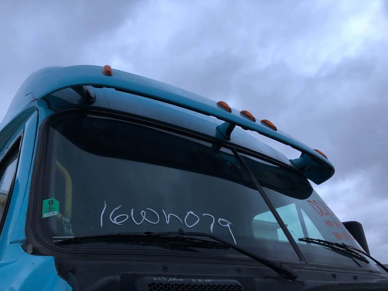 2016 Freightliner Cascadia Exterior Sun Visor For Sale Spencer, IA