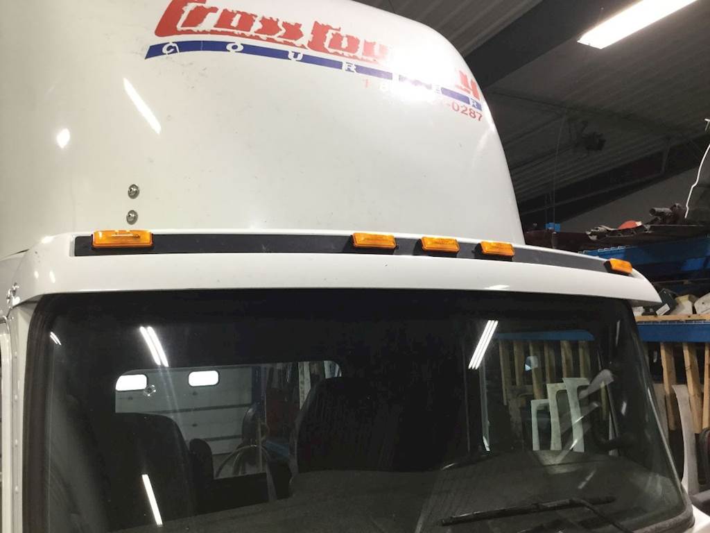 2012 Kenworth T800 Exterior Sun Visor For Sale Sioux Falls, SD