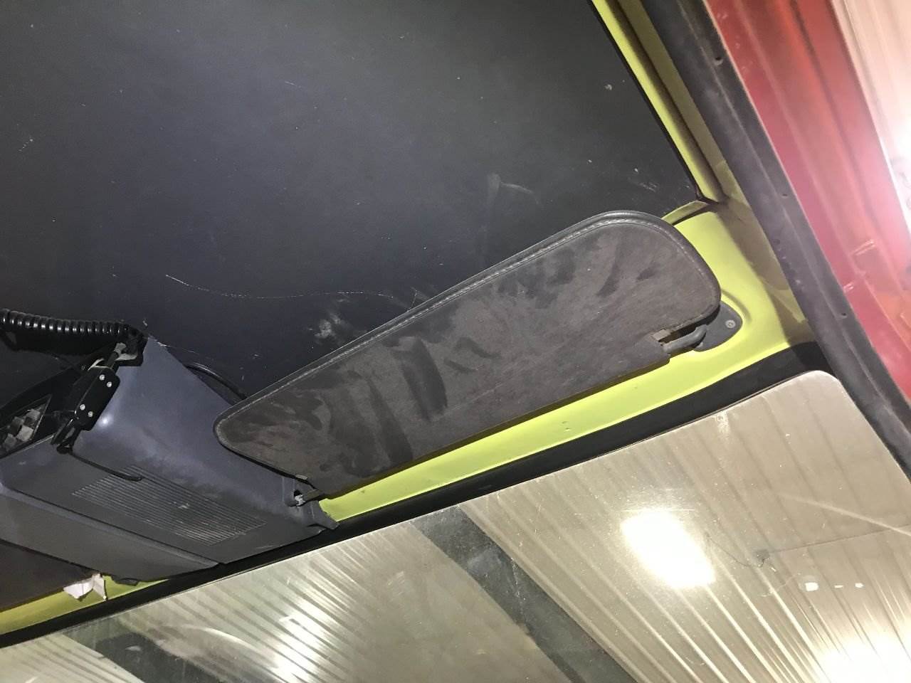1991 Ford L9000 Interior Sun Visor For Sale Sioux Falls Sd 25009749 Mylittlesalesman Com