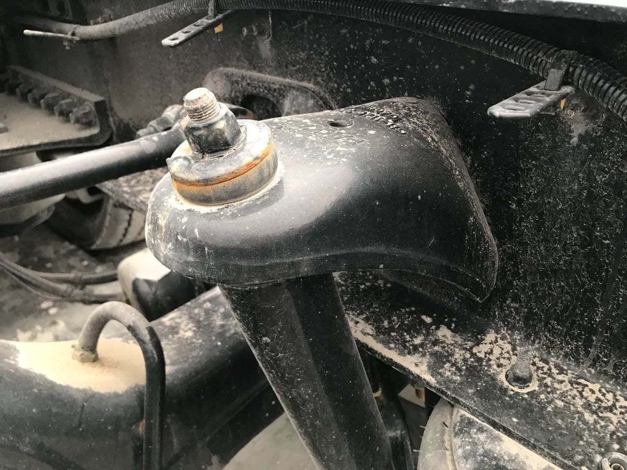 2020 (Used) Kenworth T680 Model AG400L Top Shock Mounts For Sale