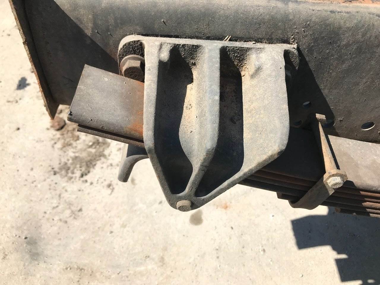 2004 International 4300 Suspension Spring Hanger For Sale Kansas City
