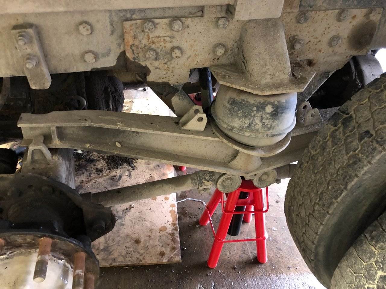 2000 Chalmers 800 SERIES Suspension for a Kenworth T800 For Sale