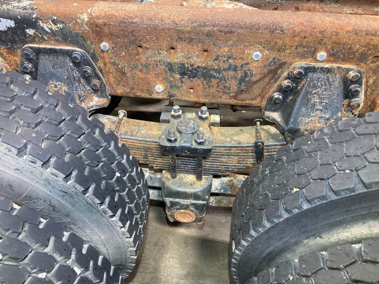 1995 Hendrickson RT Suspension for a Peterbilt 378 For Sale Sioux